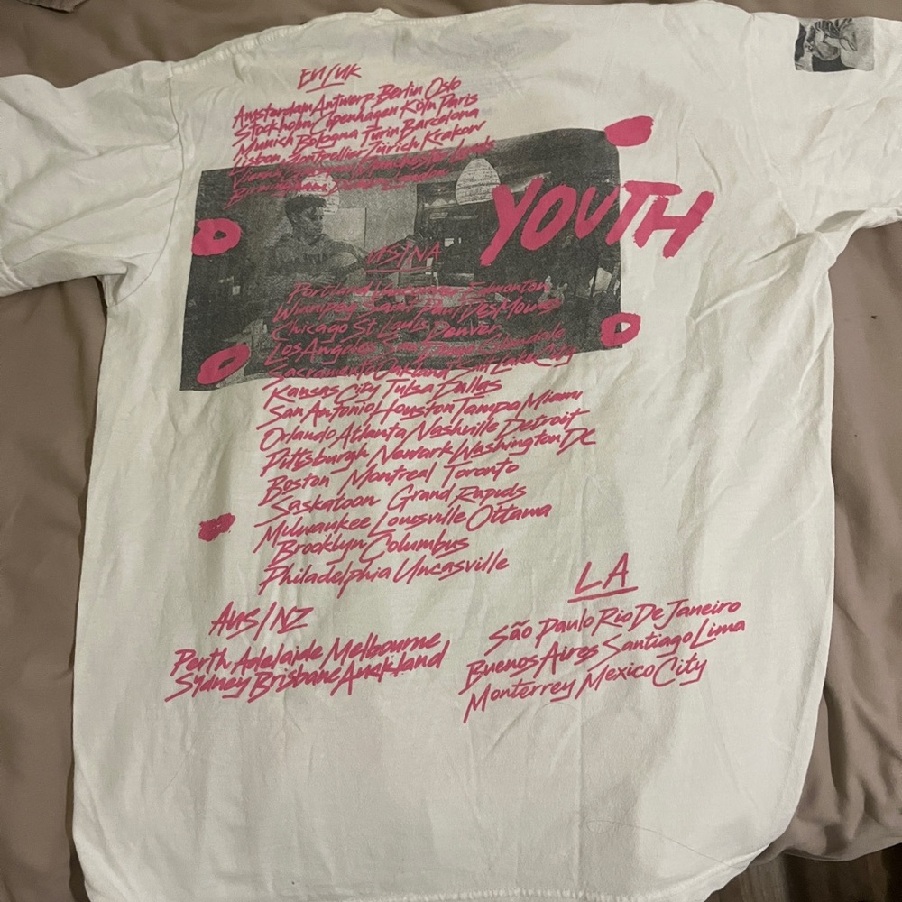 SHAWN MENDES CONCERT SHIRT